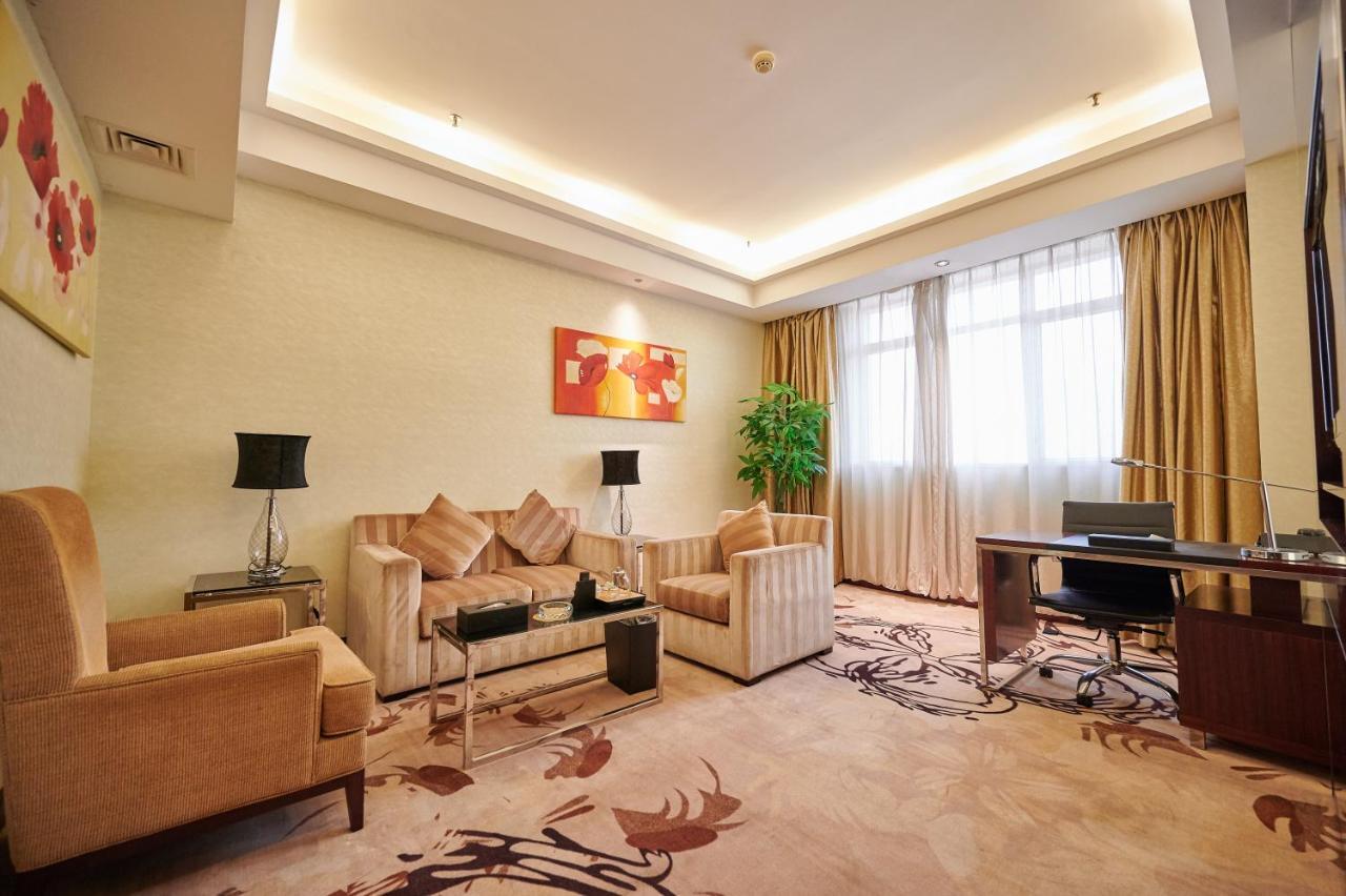 Foshan Jinlai Holiday Hotel Εξωτερικό φωτογραφία